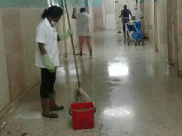 20201003 - Higienizacion en el Departamento de Urgencias y Emergencias